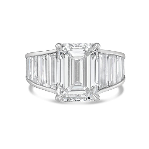 Lab-Grown Emerald-Cut Ring with Emerald-Cut Trapezoids