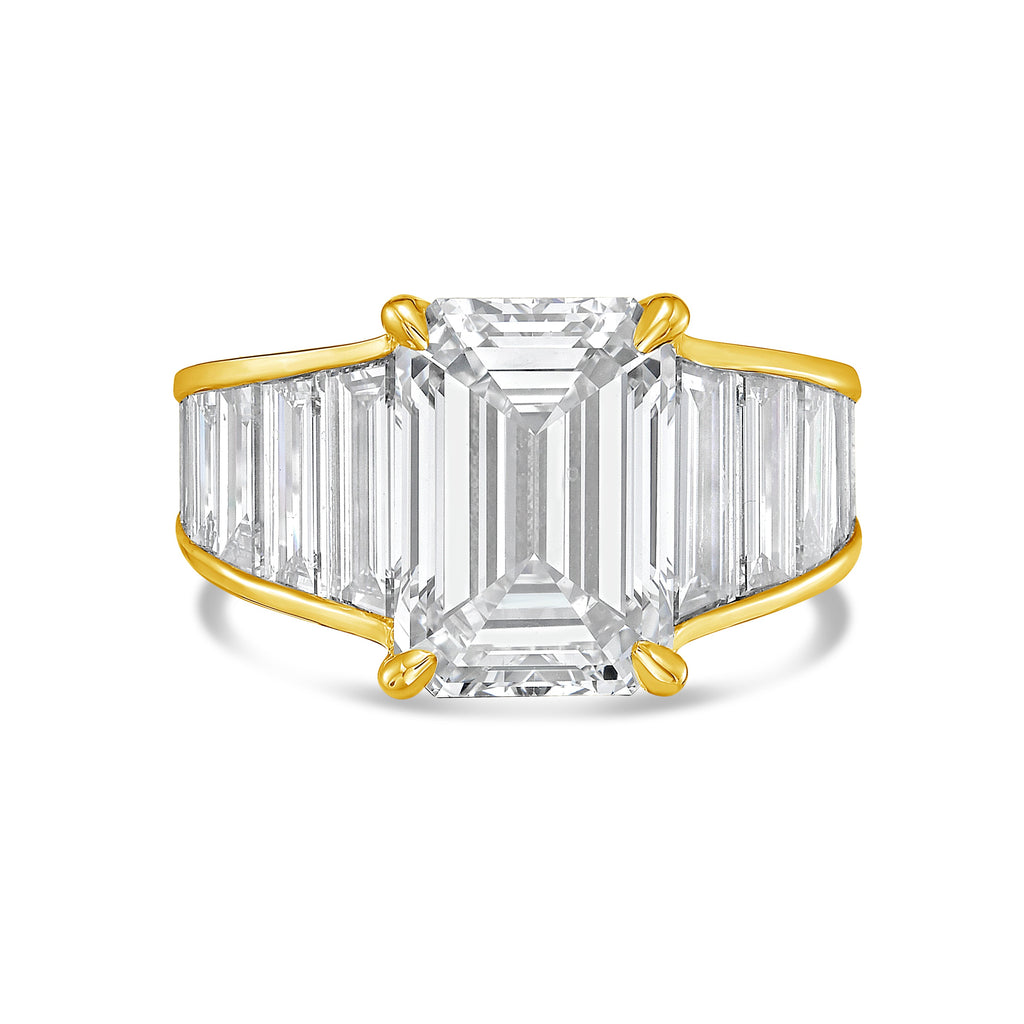 Lab-Grown Emerald-Cut Ring with Emerald-Cut Trapezoids