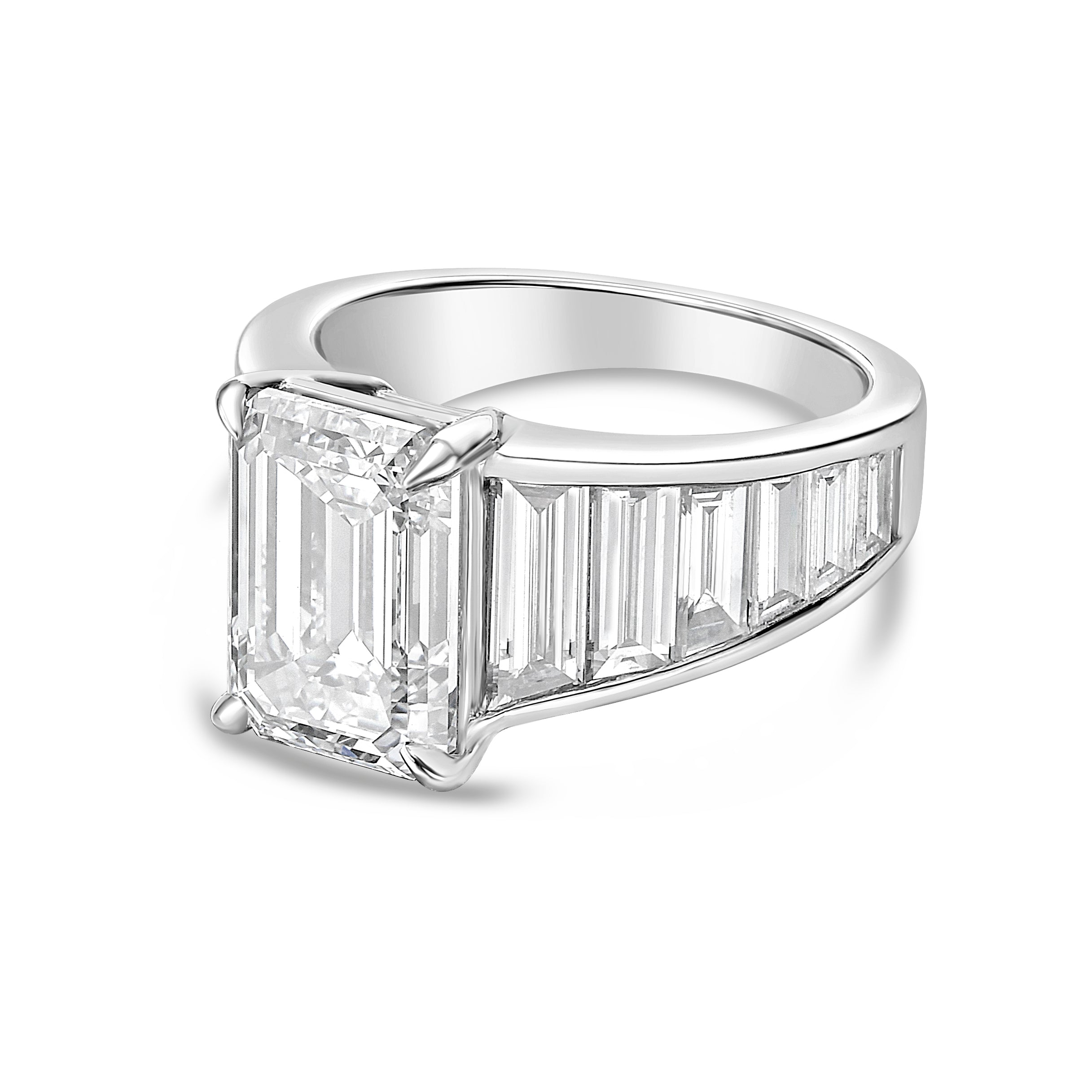 Lab-Grown Emerald-Cut Ring with Emerald-Cut Trapezoids, 18K Gold