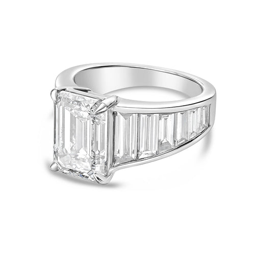 Lab-Grown Emerald-Cut Ring with Emerald-Cut Trapezoids