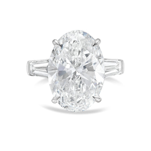 Lab-Grown Oval Diamond Ring with Baguettes, 18K Gold