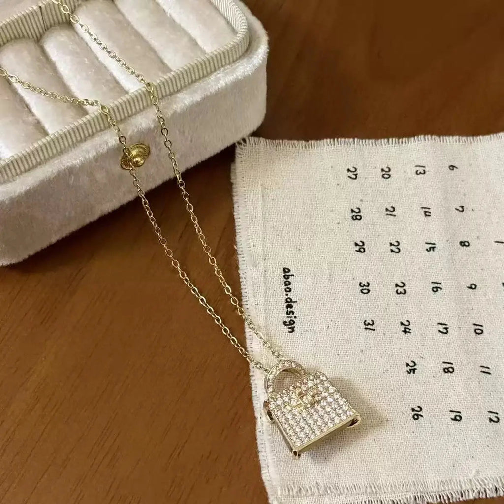 Fifth Ave Necklace