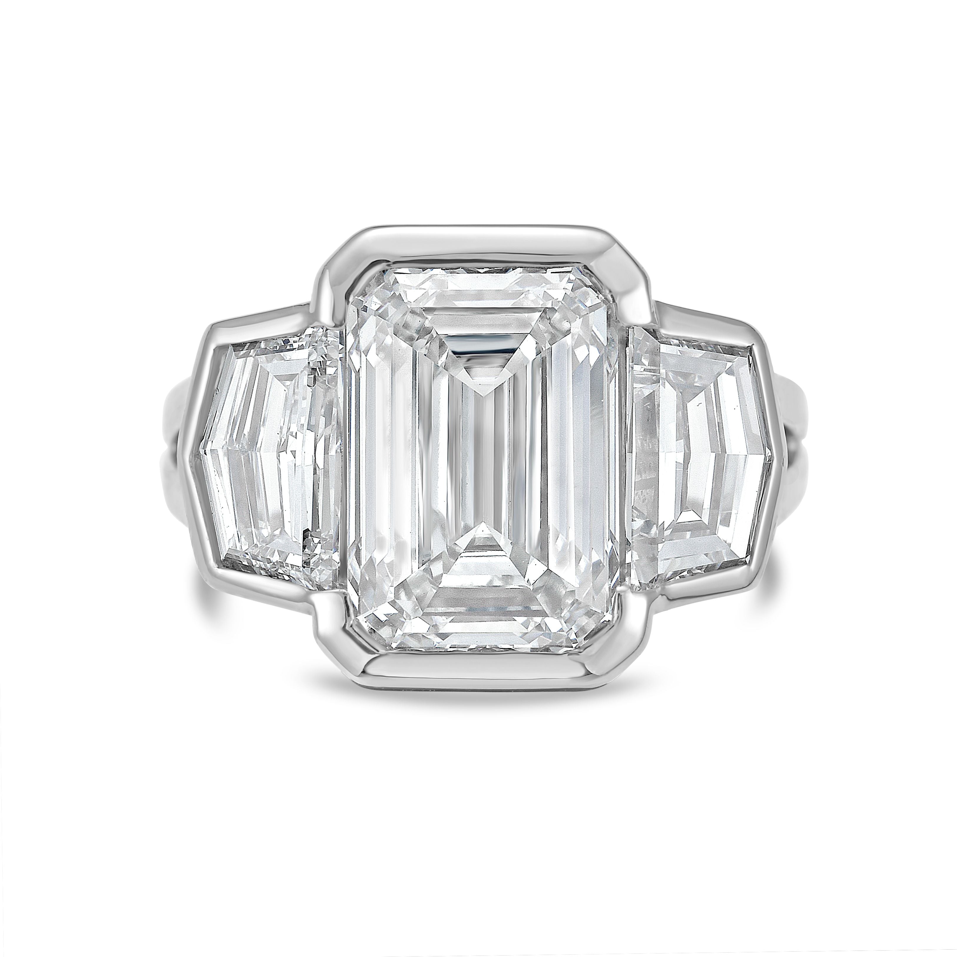 Lab-Grown Emerald Cut Bezel Ring with Cadillac Sides, 18K Gold