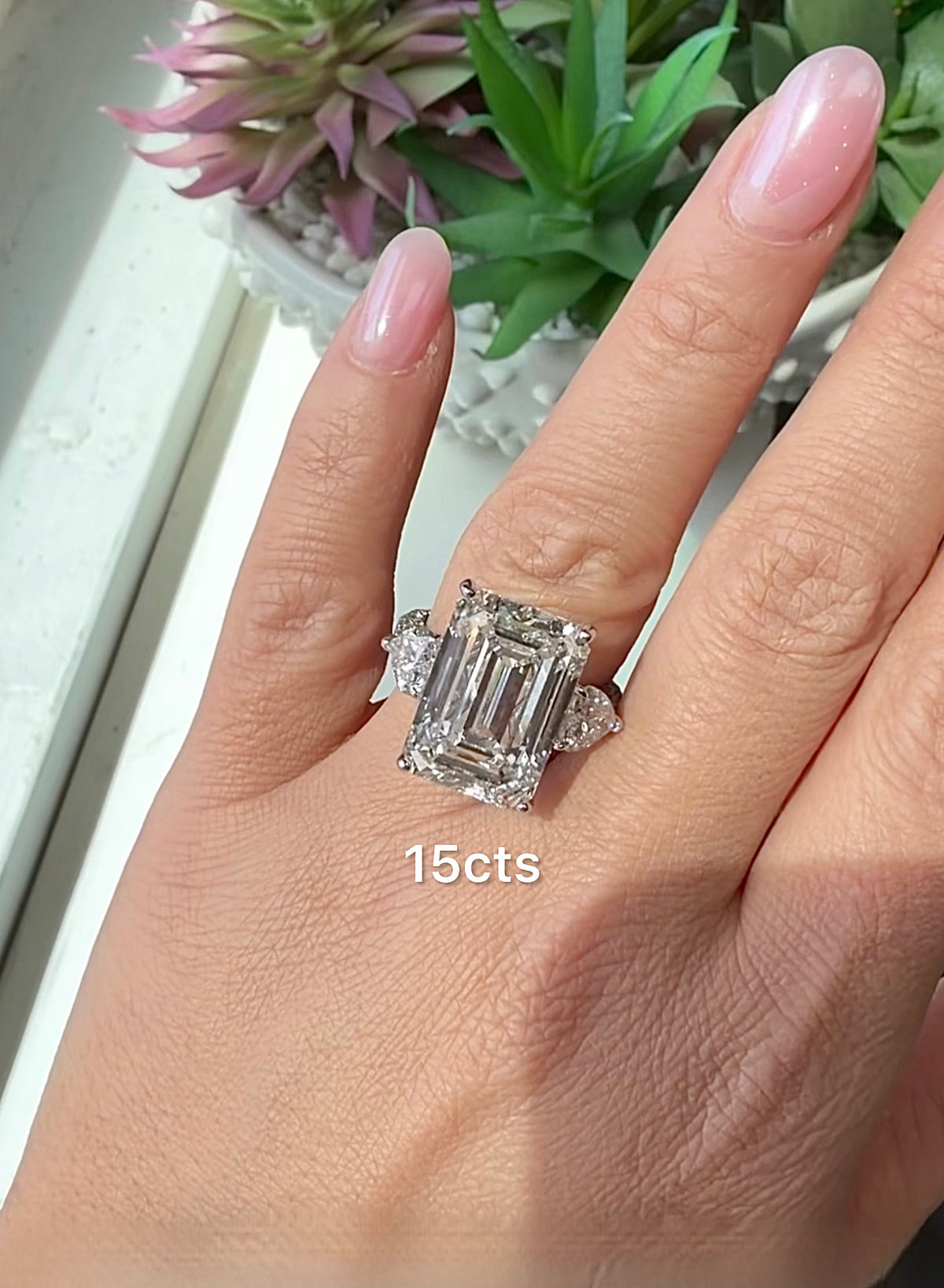 Lab-Grown Emerald Diamond Ring With Hearts On Sides