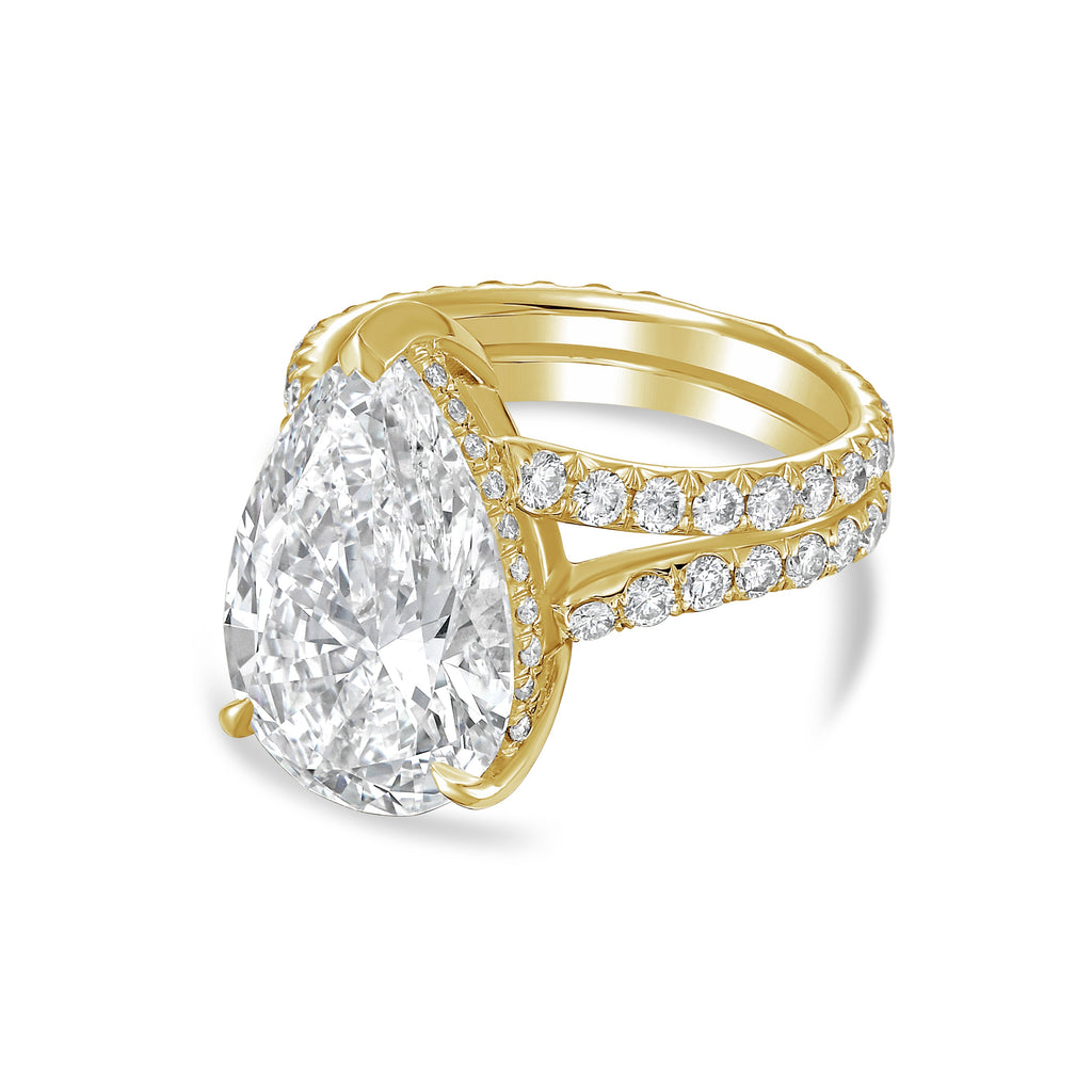 Lab-Grown Pear Diamond Split Shank Ring, 18K Gold