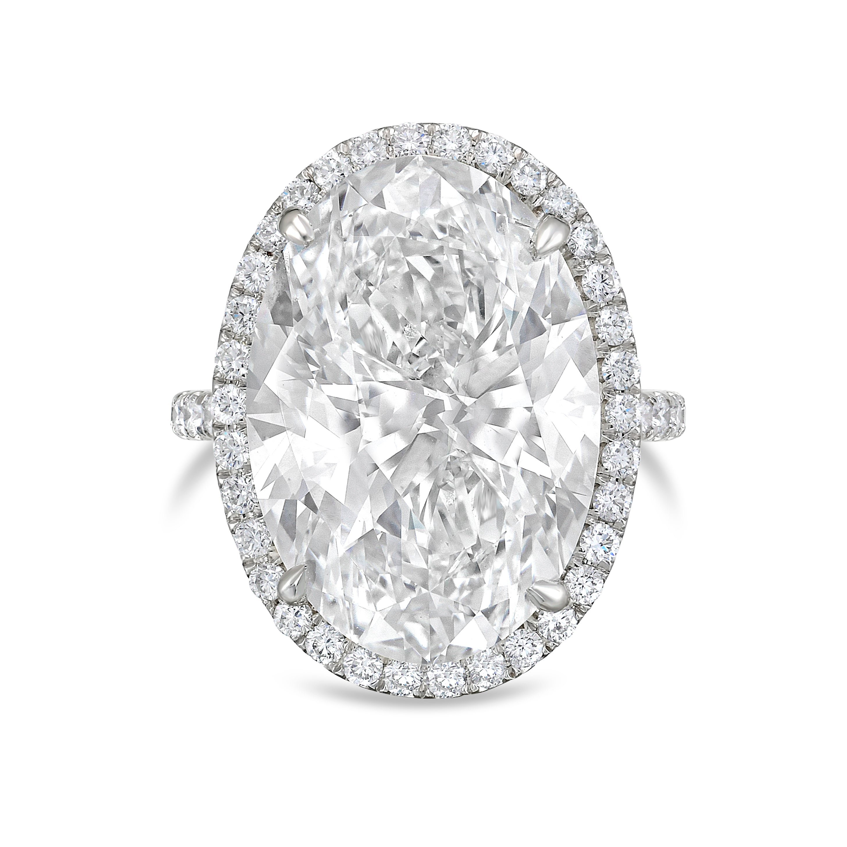 Lab-Grown Oval Diamond Halo Ring, 18K Gold