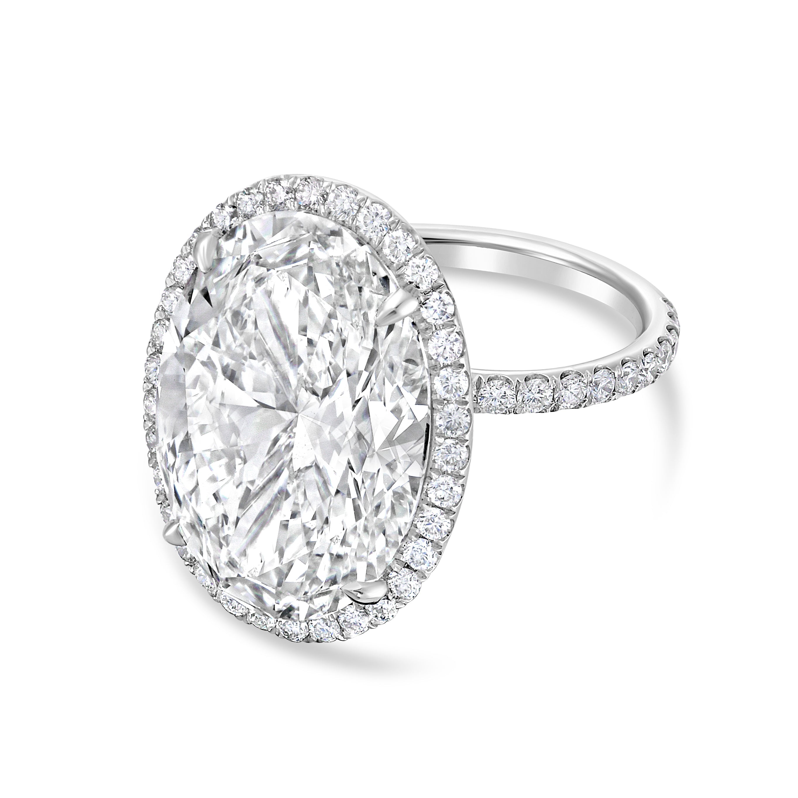 Lab-Grown Oval Diamond Halo Ring, 18K Gold