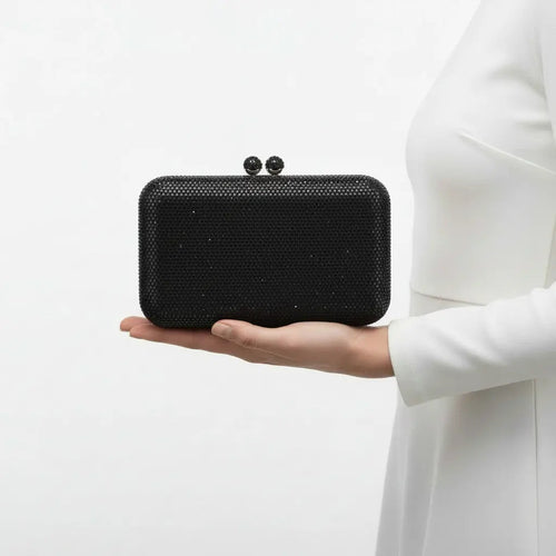 Joie de Vivre Clutch in Black