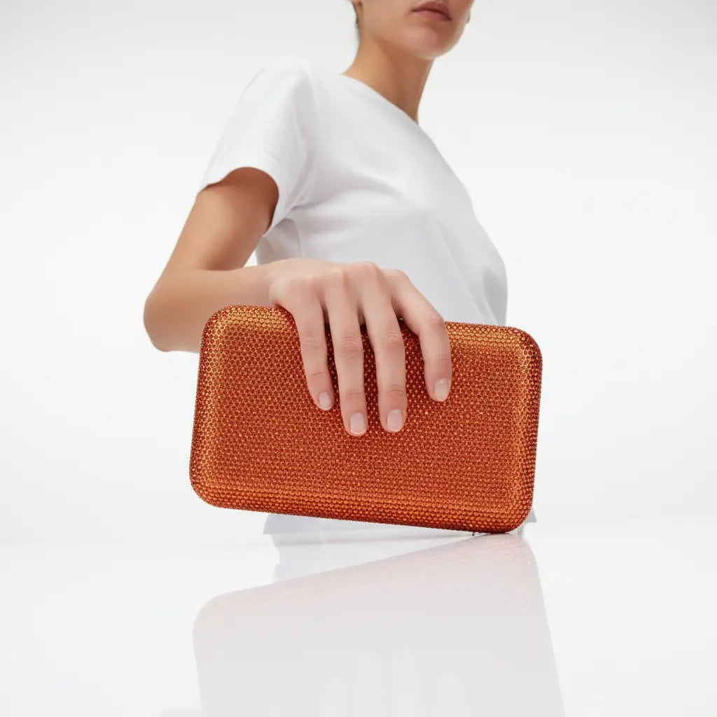 Joie de Vivre Clutch in Orange