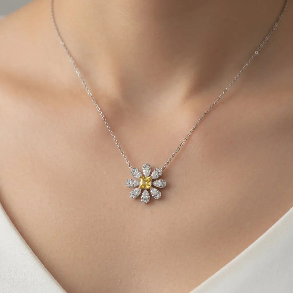 La Marguerite Necklace In Yellow Bel air bloom