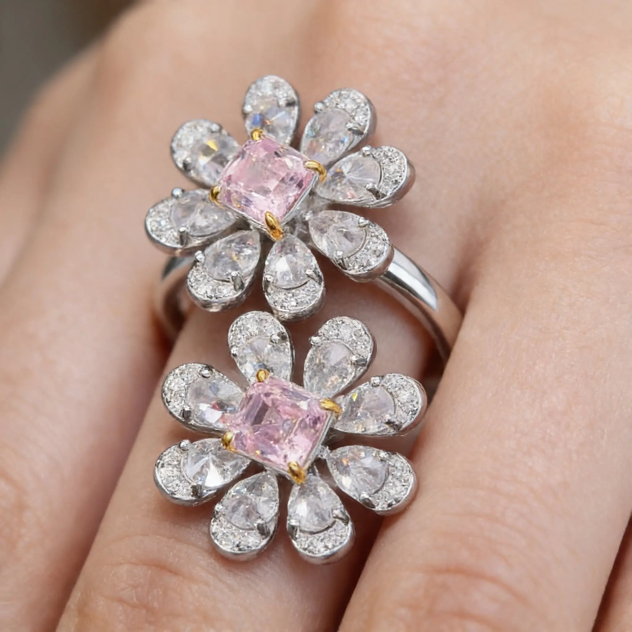 La Marguerite Ring In Pink