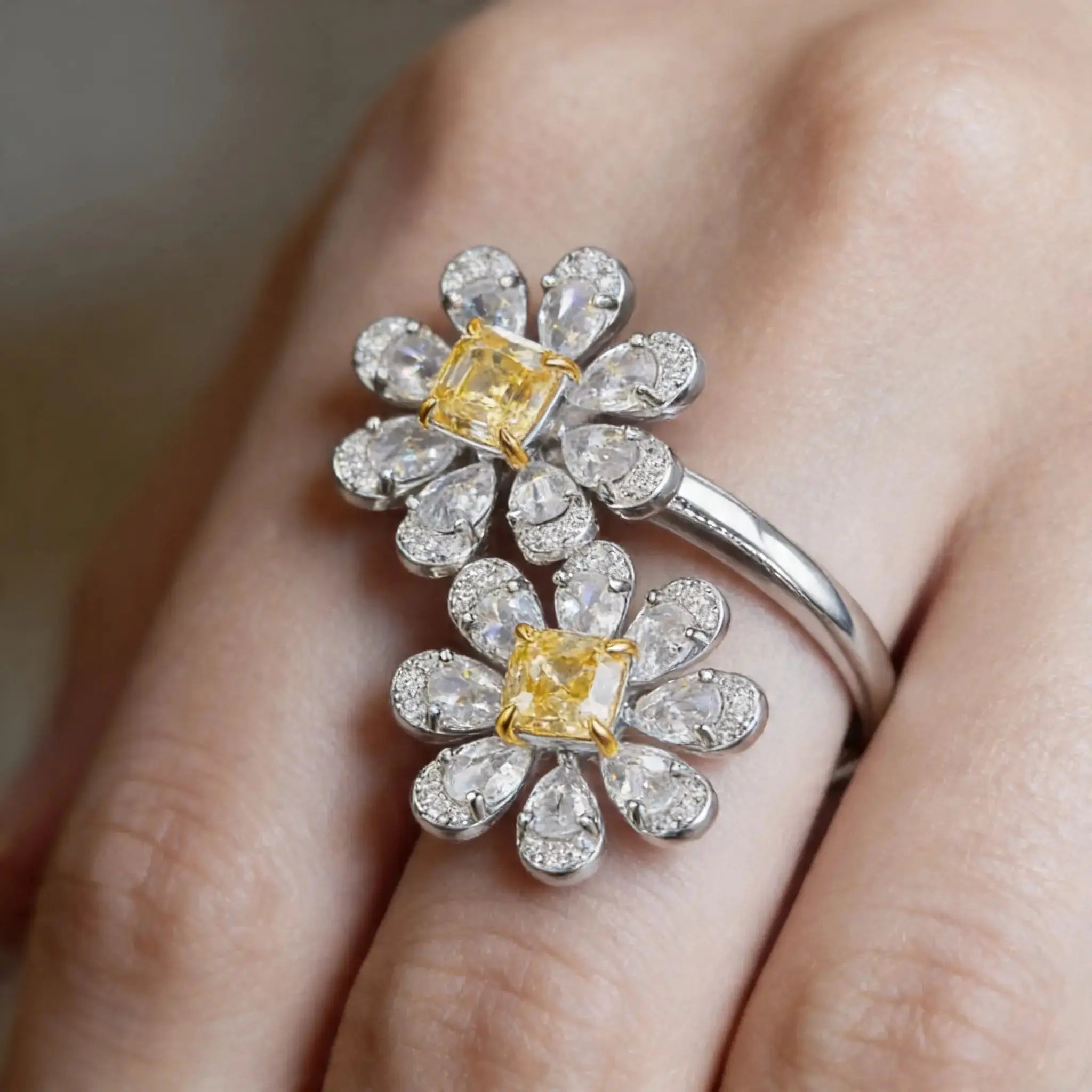 La Marguerite Ring In Yellow