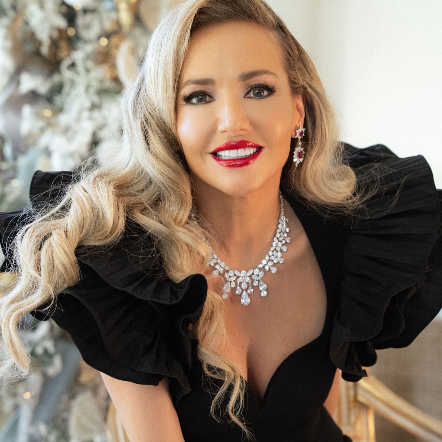 La Scala Diamond Crystalline Statement Necklace by Kathy Hilton