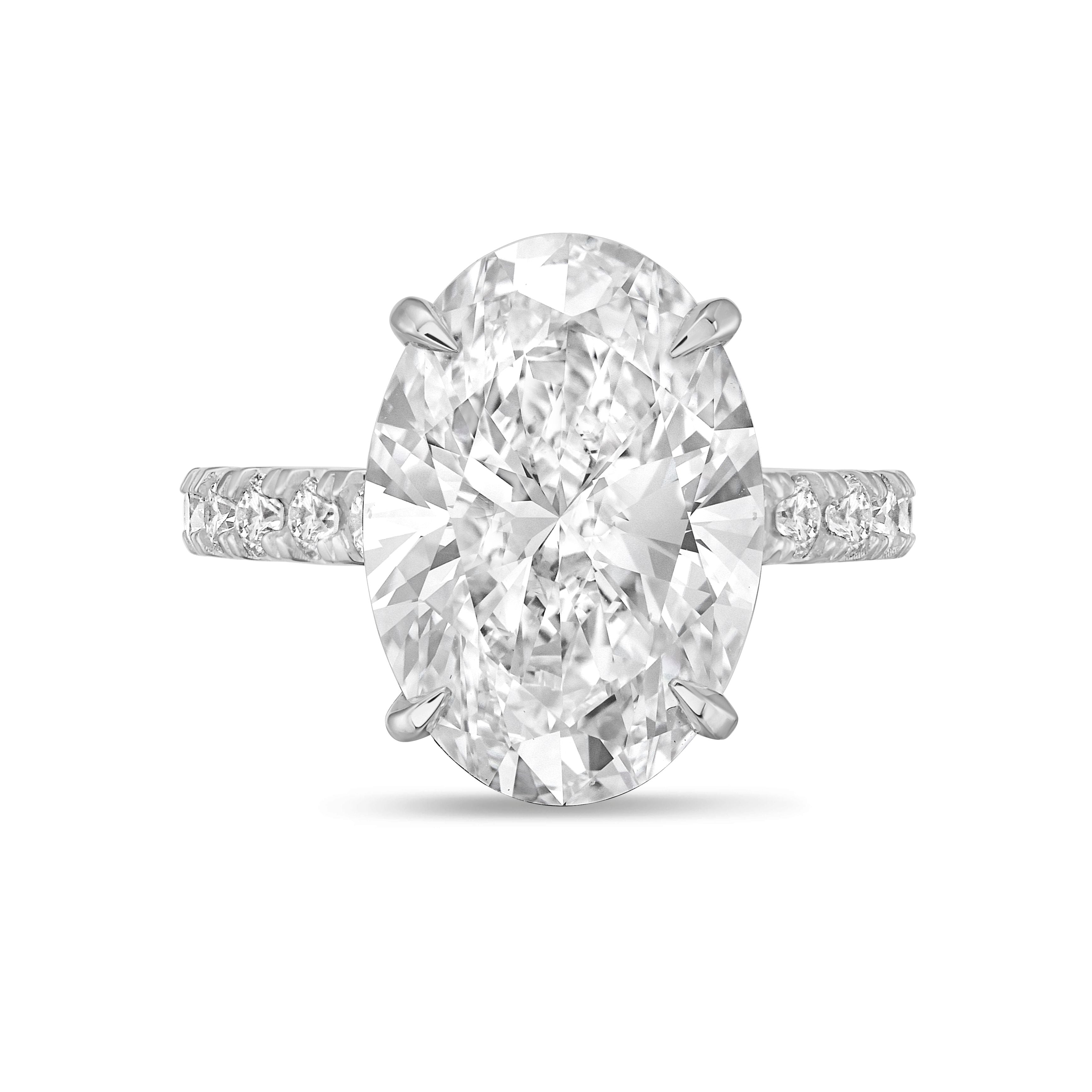 Lab-Grown Oval Diamond Ring With Accents, 18K Gold