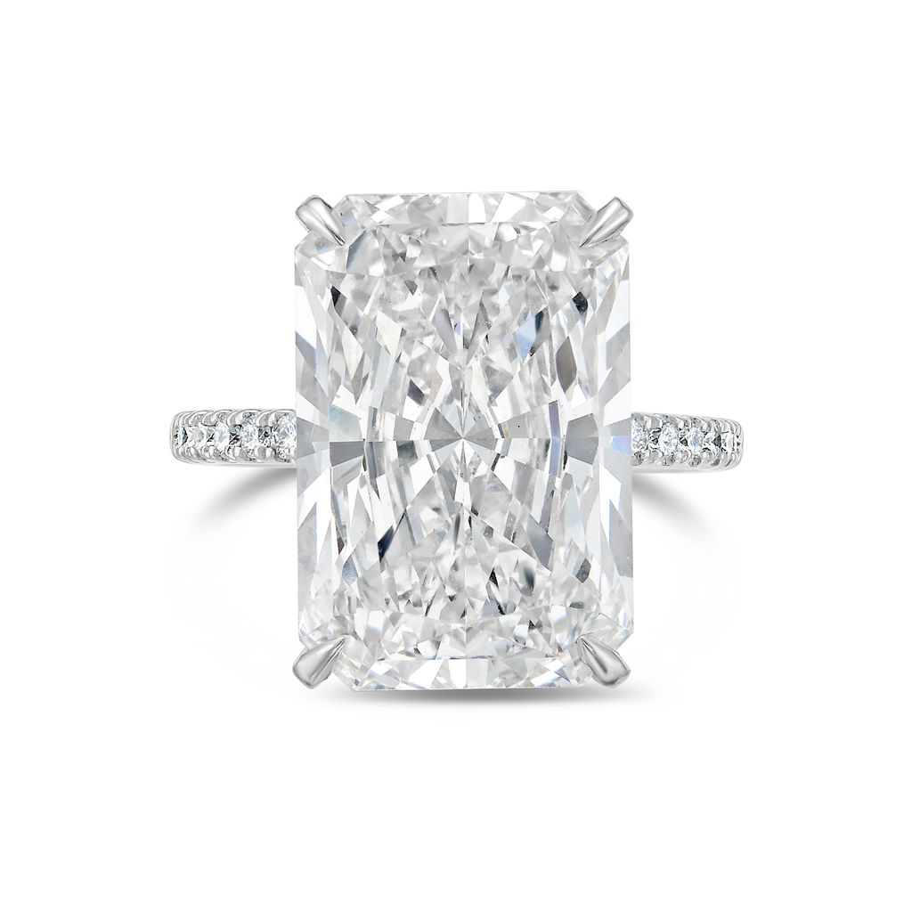 Lab-Grown Radiant Cut Diamond Engagement Ring, 18K Gold