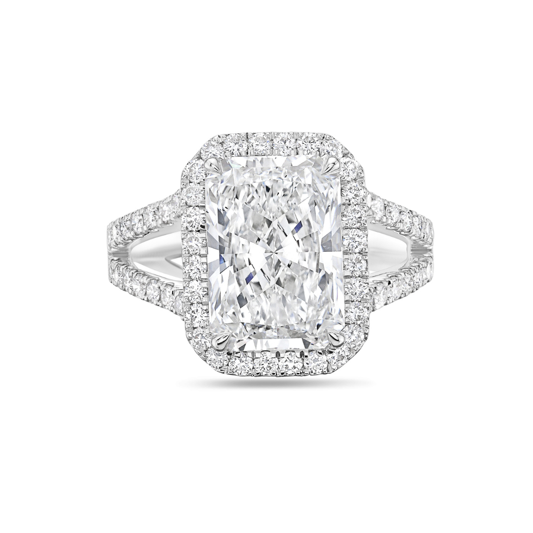 Lab-Grown Radiant Halo Diamond Engagement Ring, 18K Gold