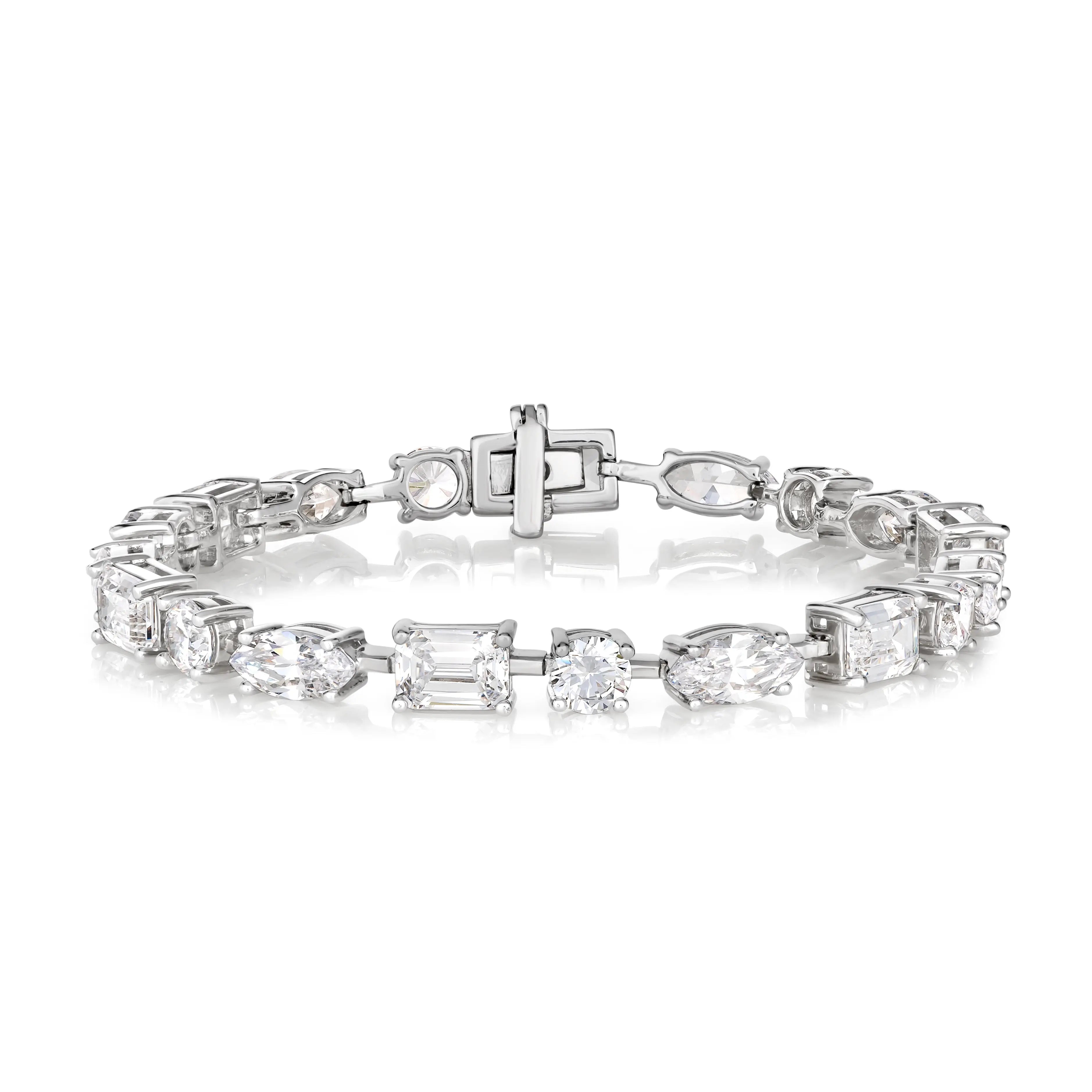 Le Petite Multishaped Diamond Crystalline Bracelet