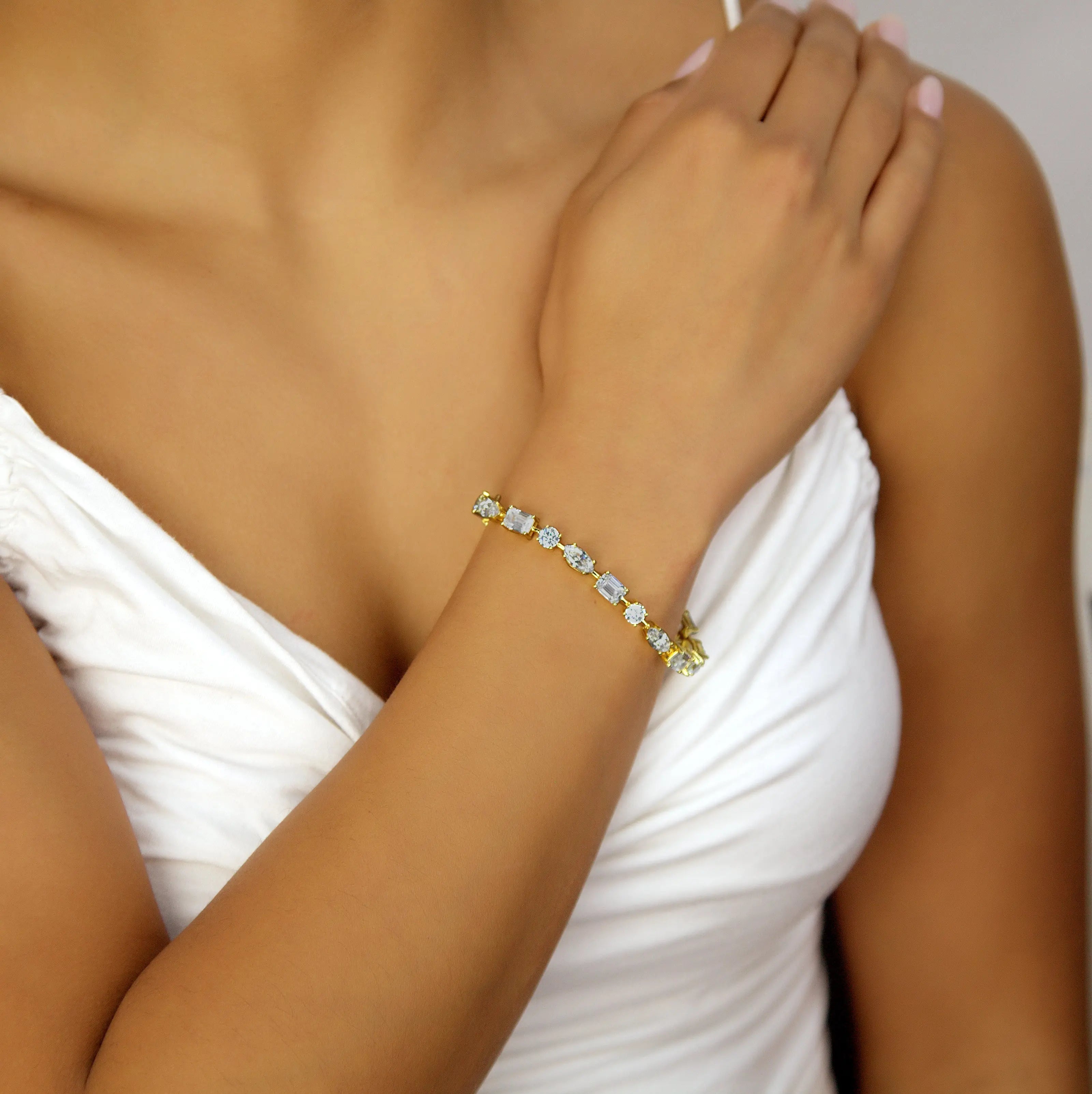 Le Petite Multishaped Diamond Crystalline Bracelet