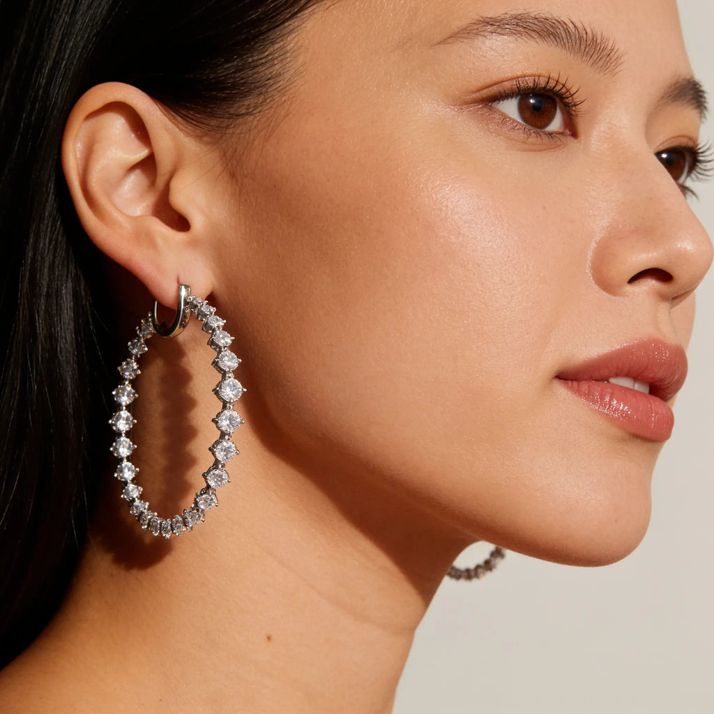 Manhattan Hoop Earrings in Platinum