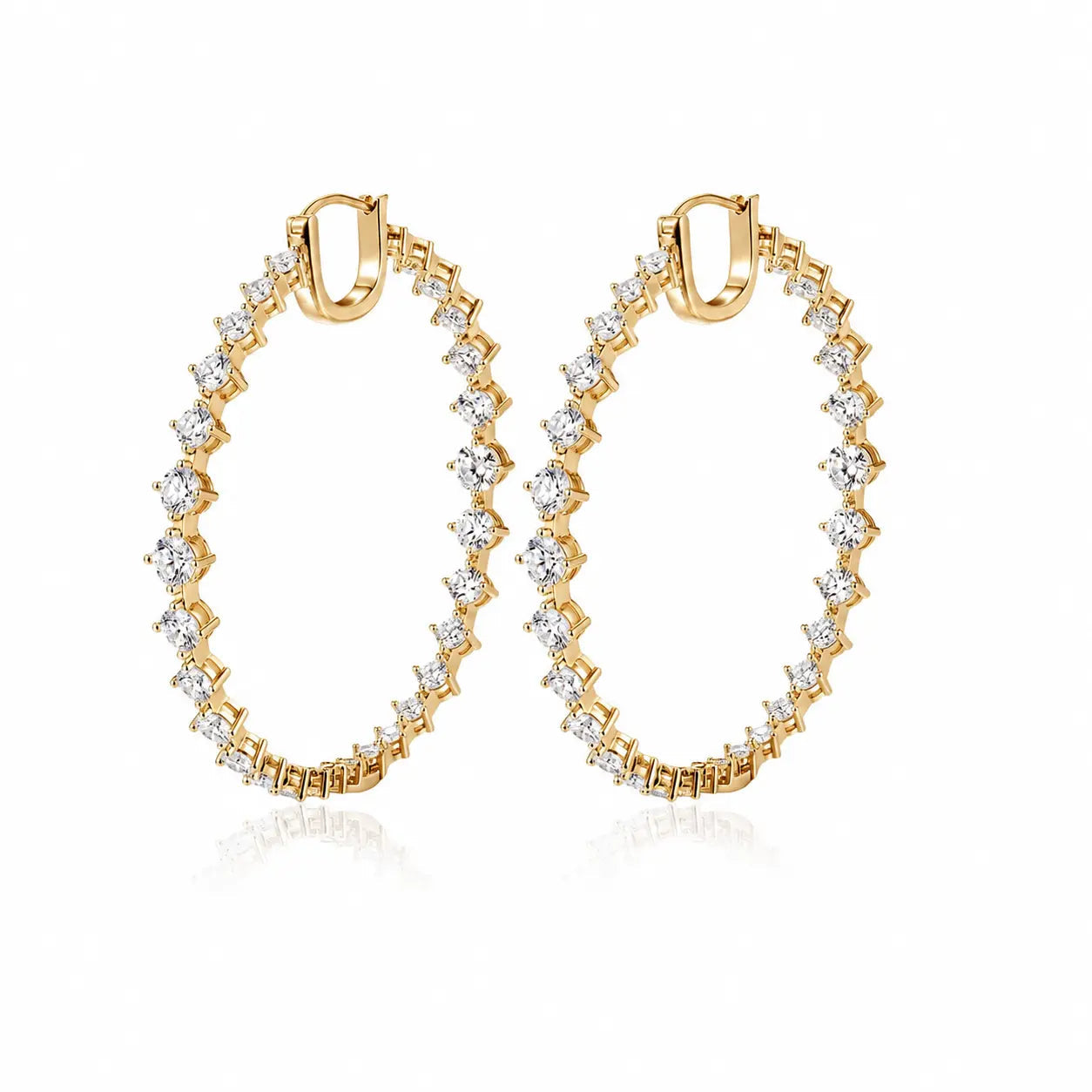 Manhattan Hoop Earrings in Yellow Gold