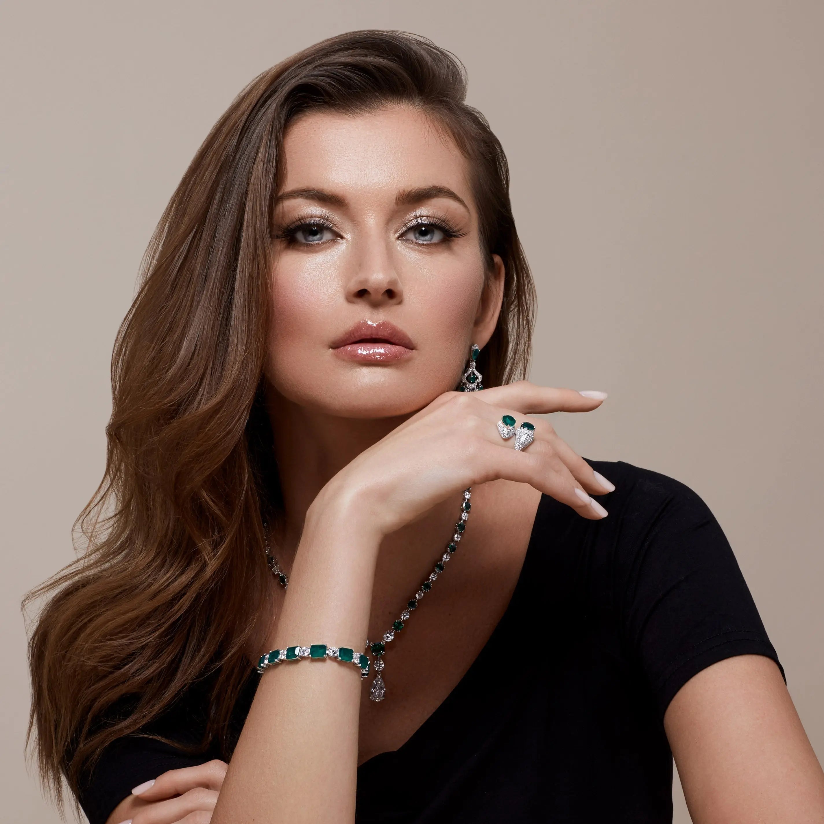 Nora Bypass Ring with Emerald