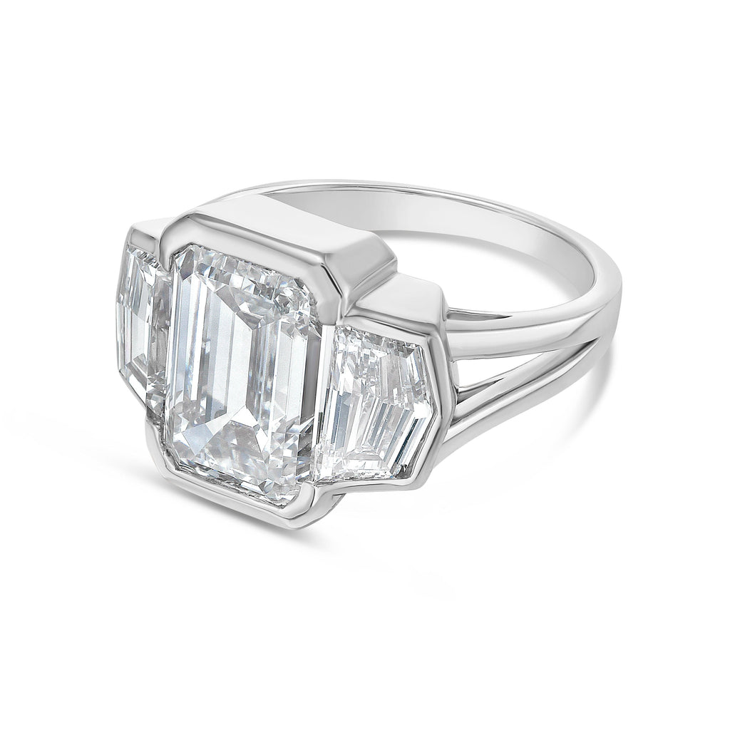 Lab-Grown Emerald Cut Bezel Ring with Cadillac Sides, 18K Gold