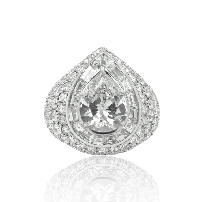Dome-Style Pear Shaped Diamond Ring
