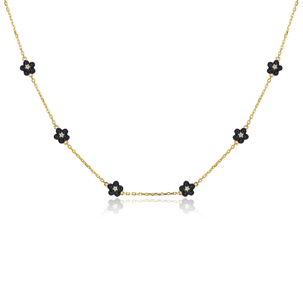 Petit Daisy Black Necklace