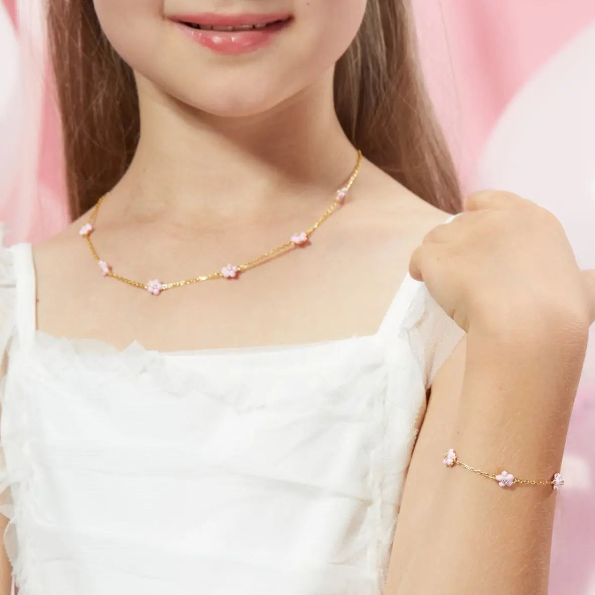 Petit Daisy Pink Necklace