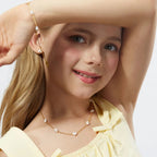 Petit Daisy White Necklace