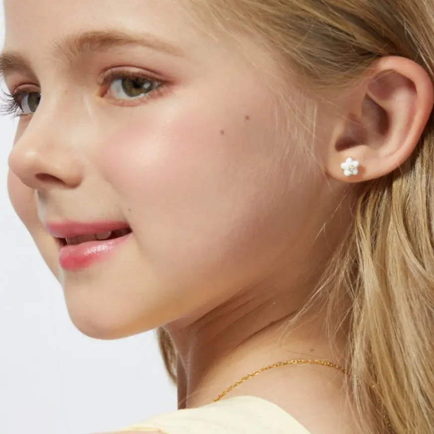 Petit Daisy White Earrings