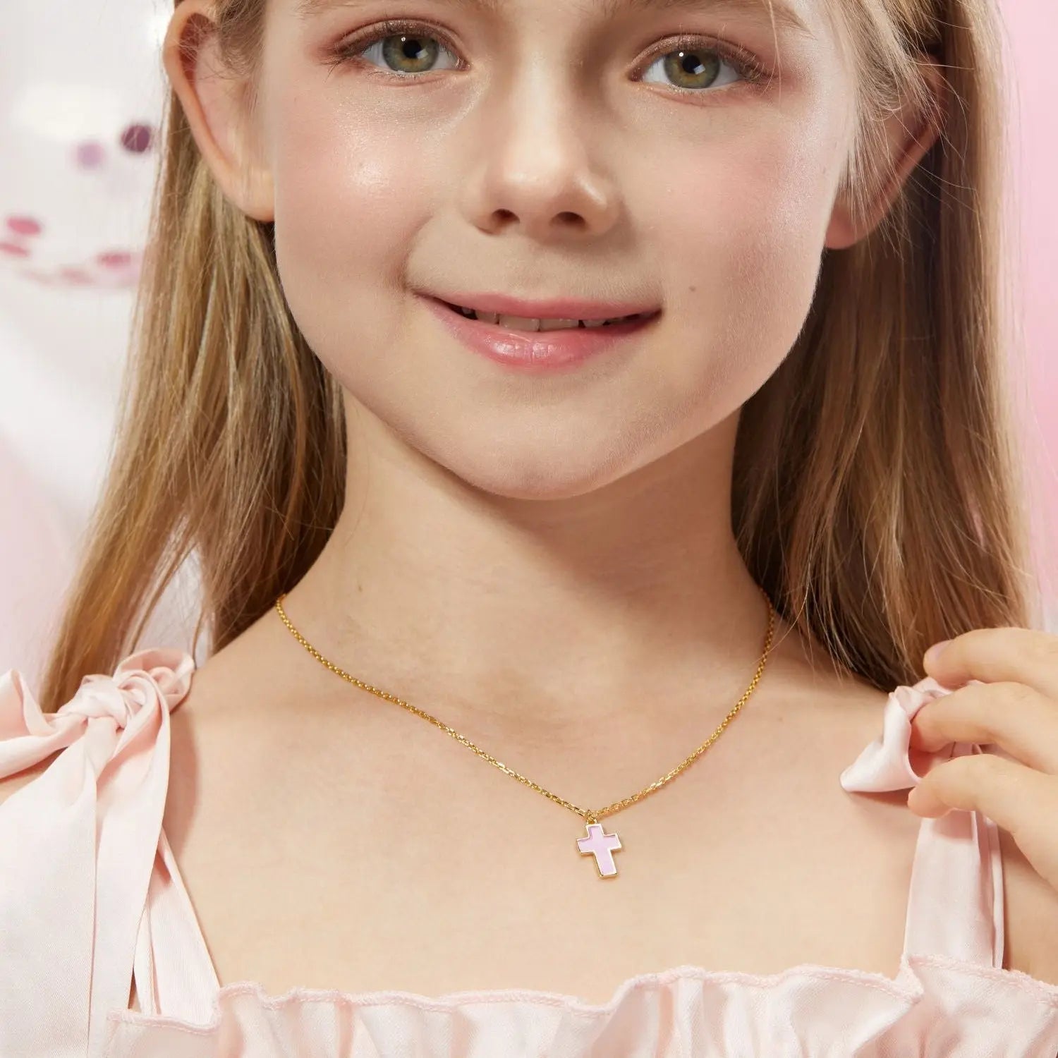 Petit Faith Necklace in Pink