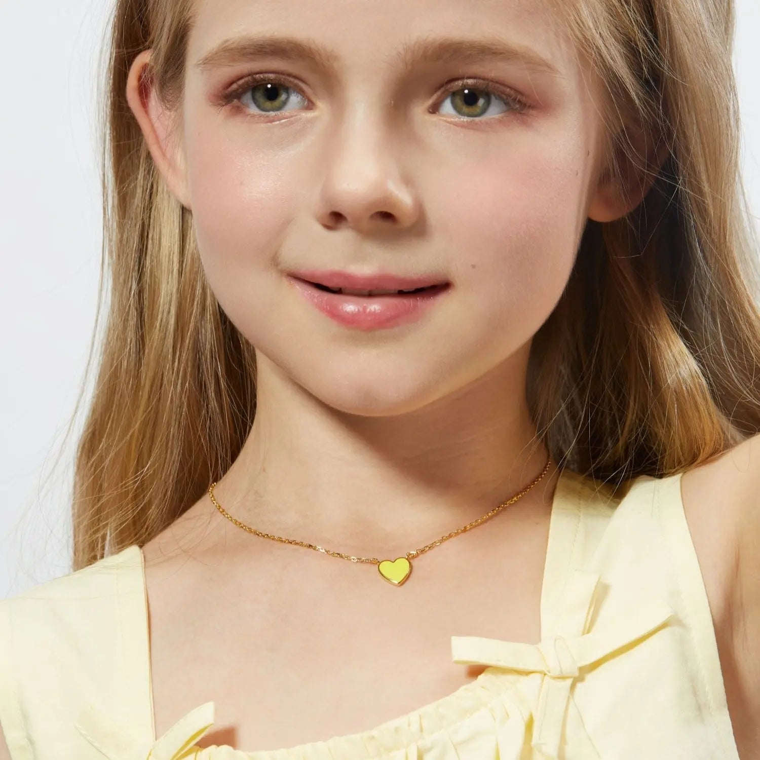 Petit Love Necklace in Yellow