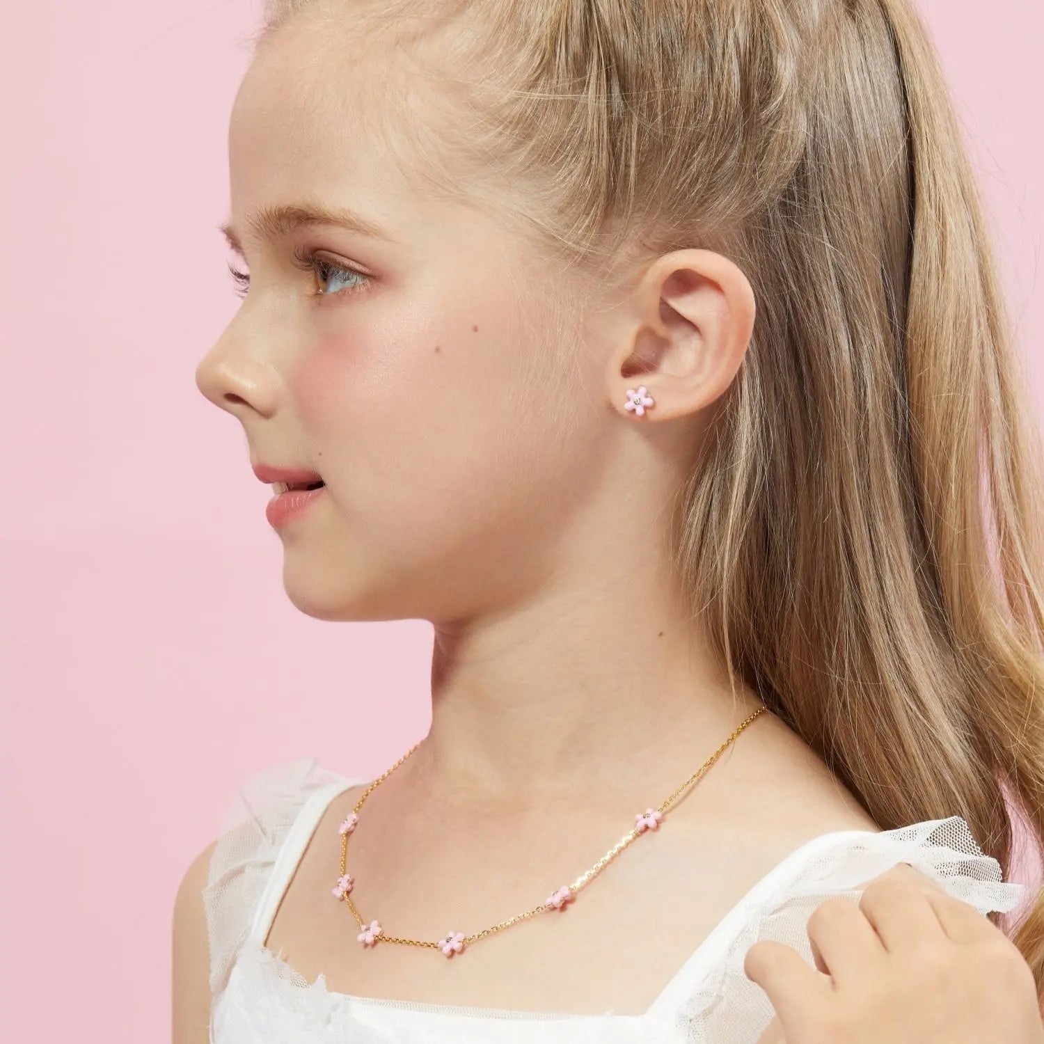 Petit Rosie Earrings in Pink