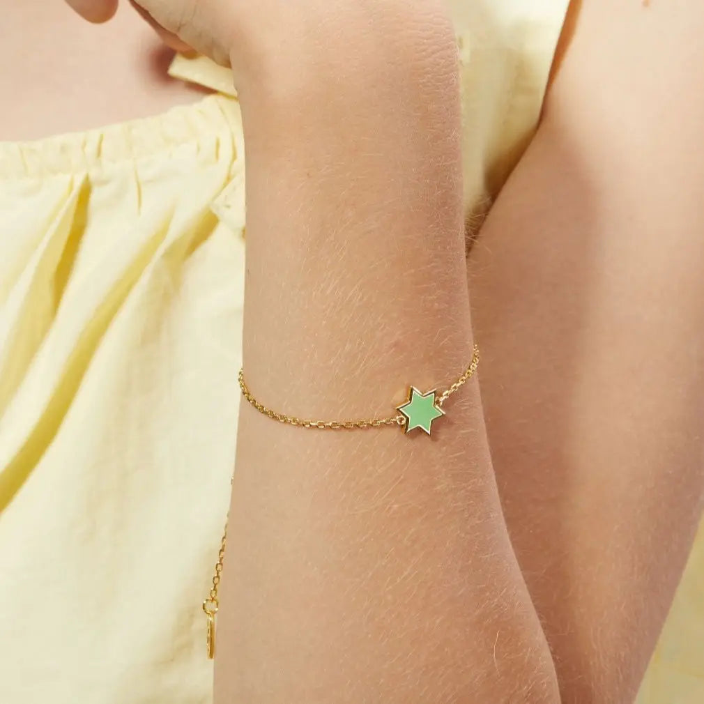 Petit Star of David Bracelet in Green