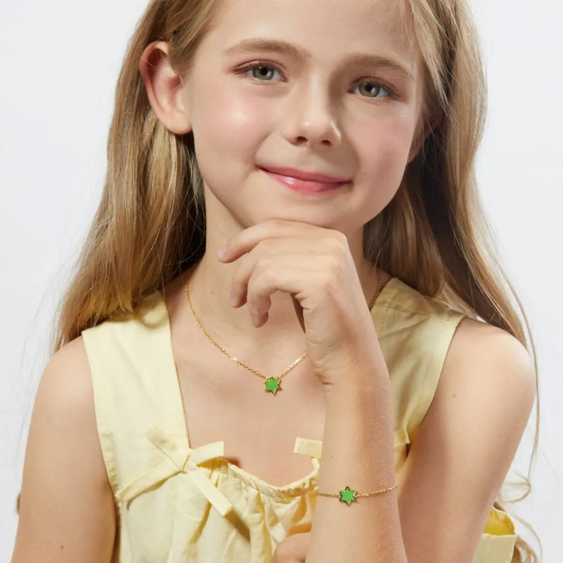 Petit Star of David Necklace in Green