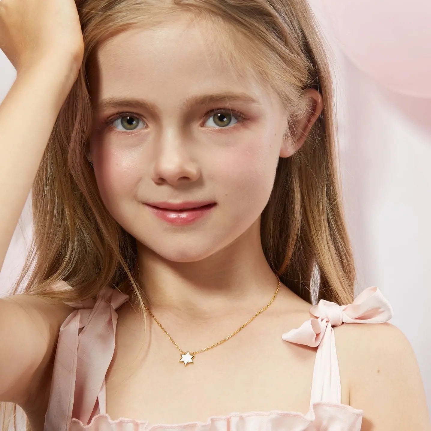 Petit Star of David Necklace in White