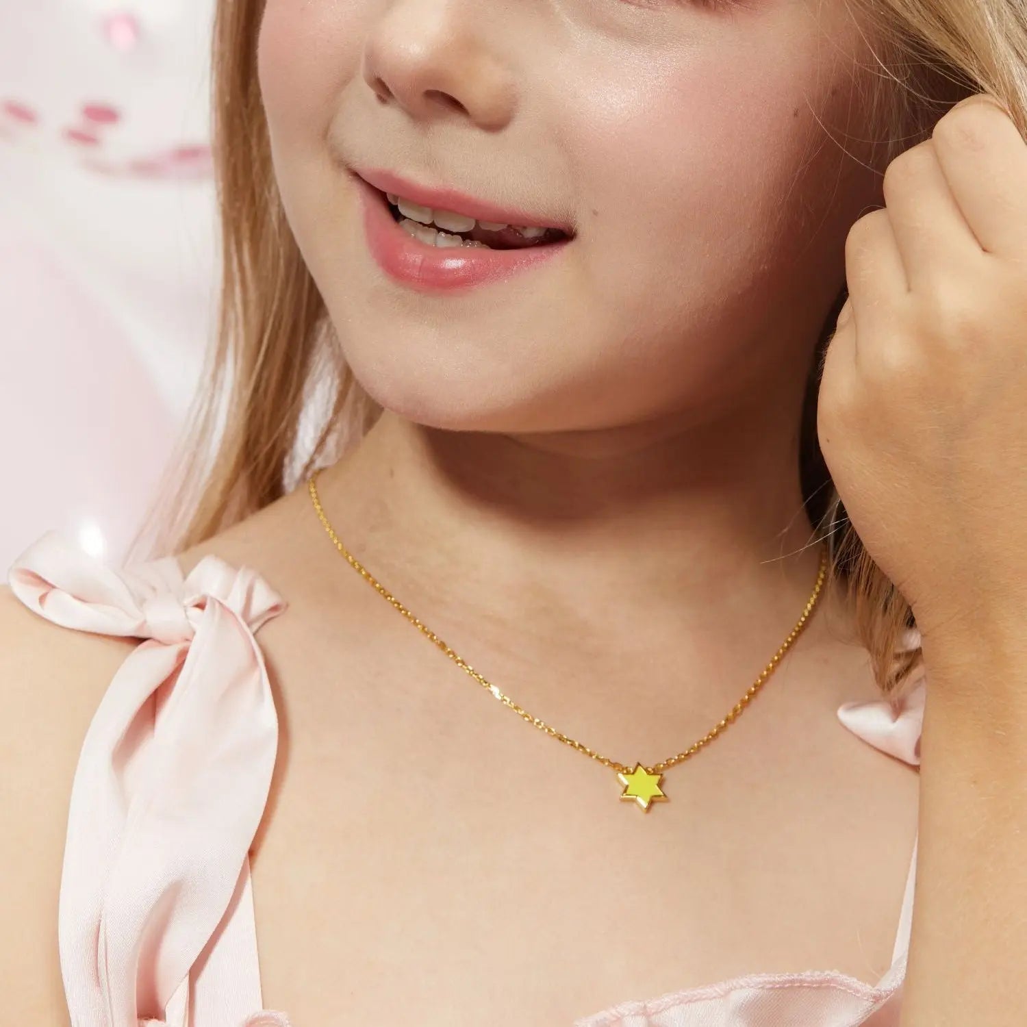 Petit Star of David Necklace in Yellow