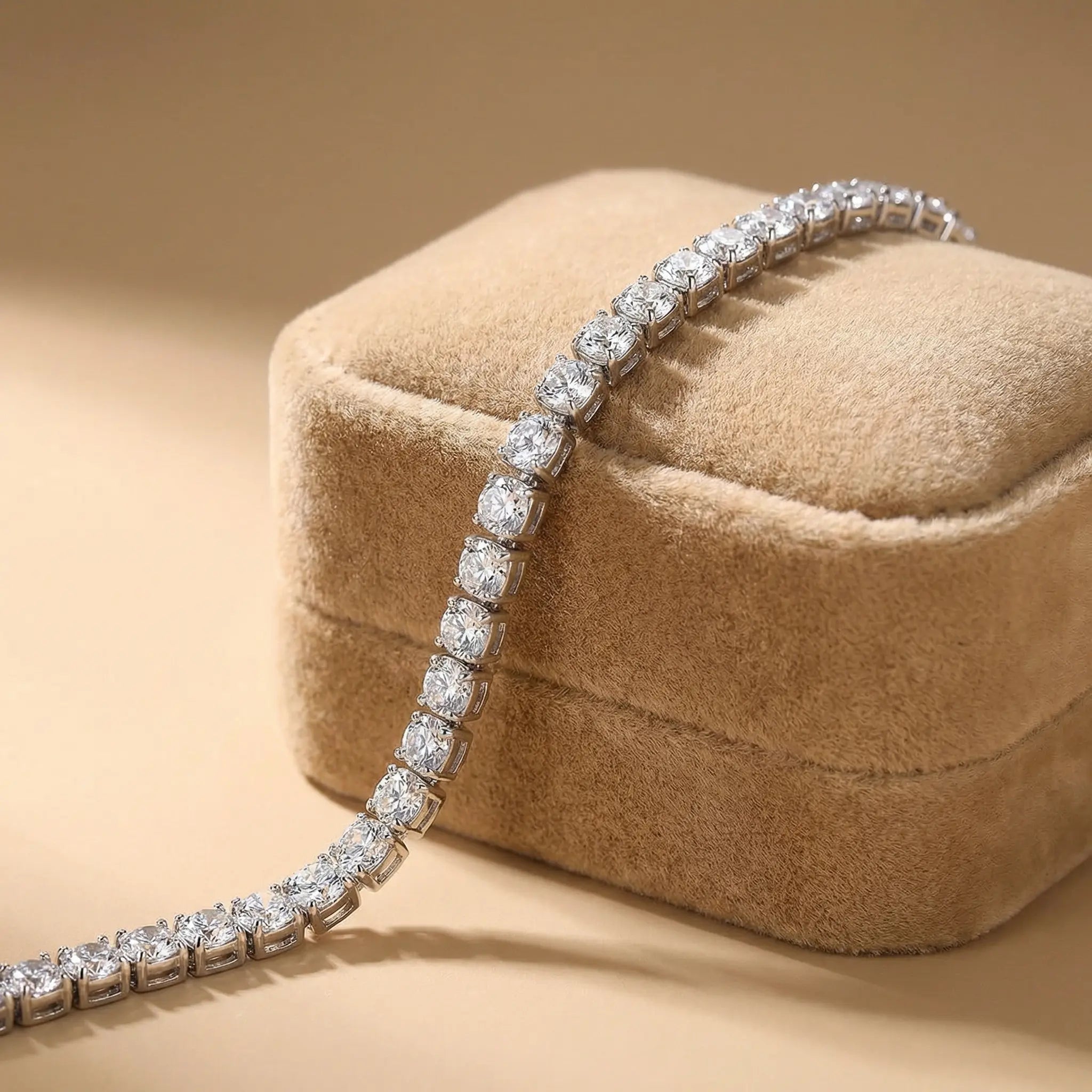 Petite Glamour 8 Carat Tennis Bracelet