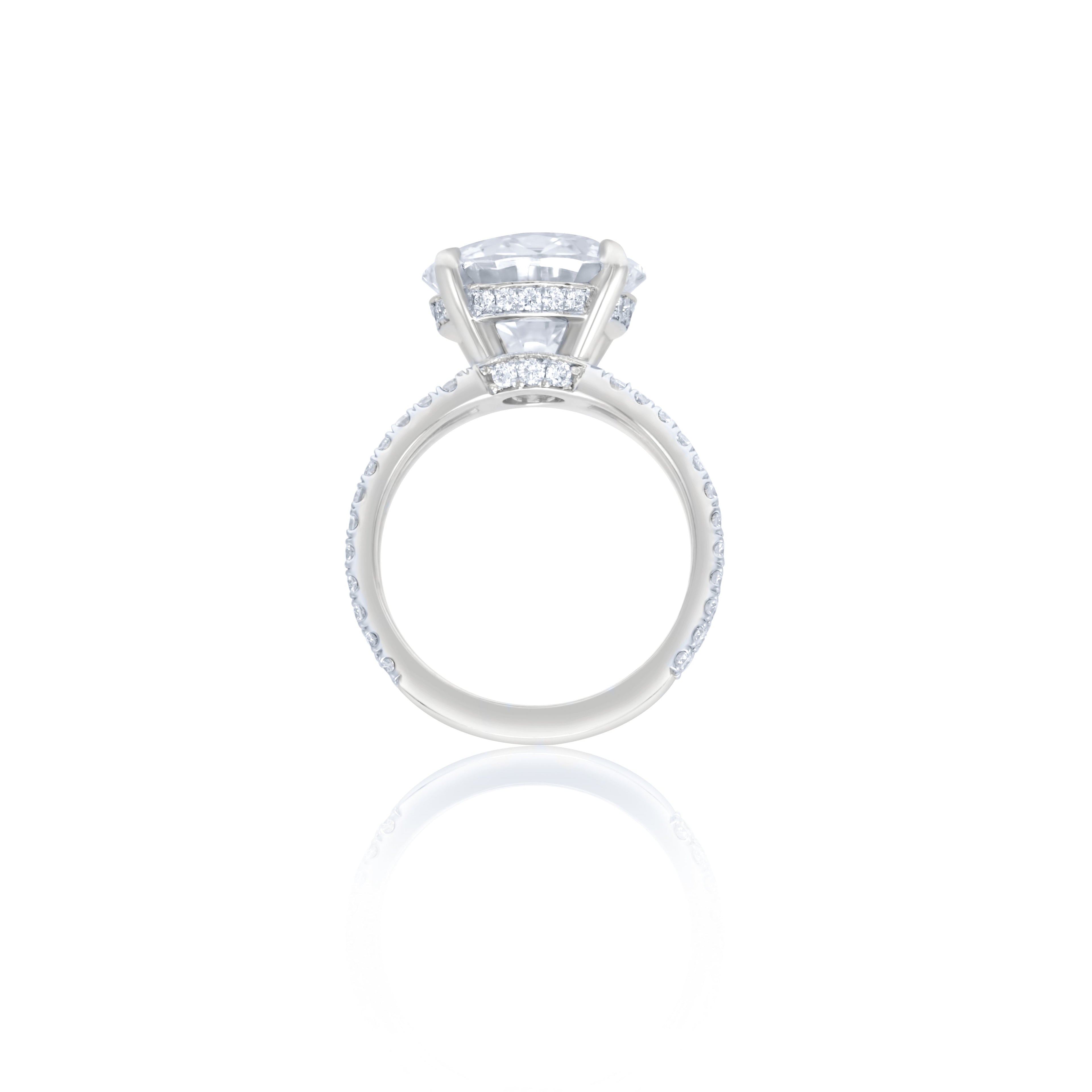 6.30ct Round Diamond Split-Shank Ring