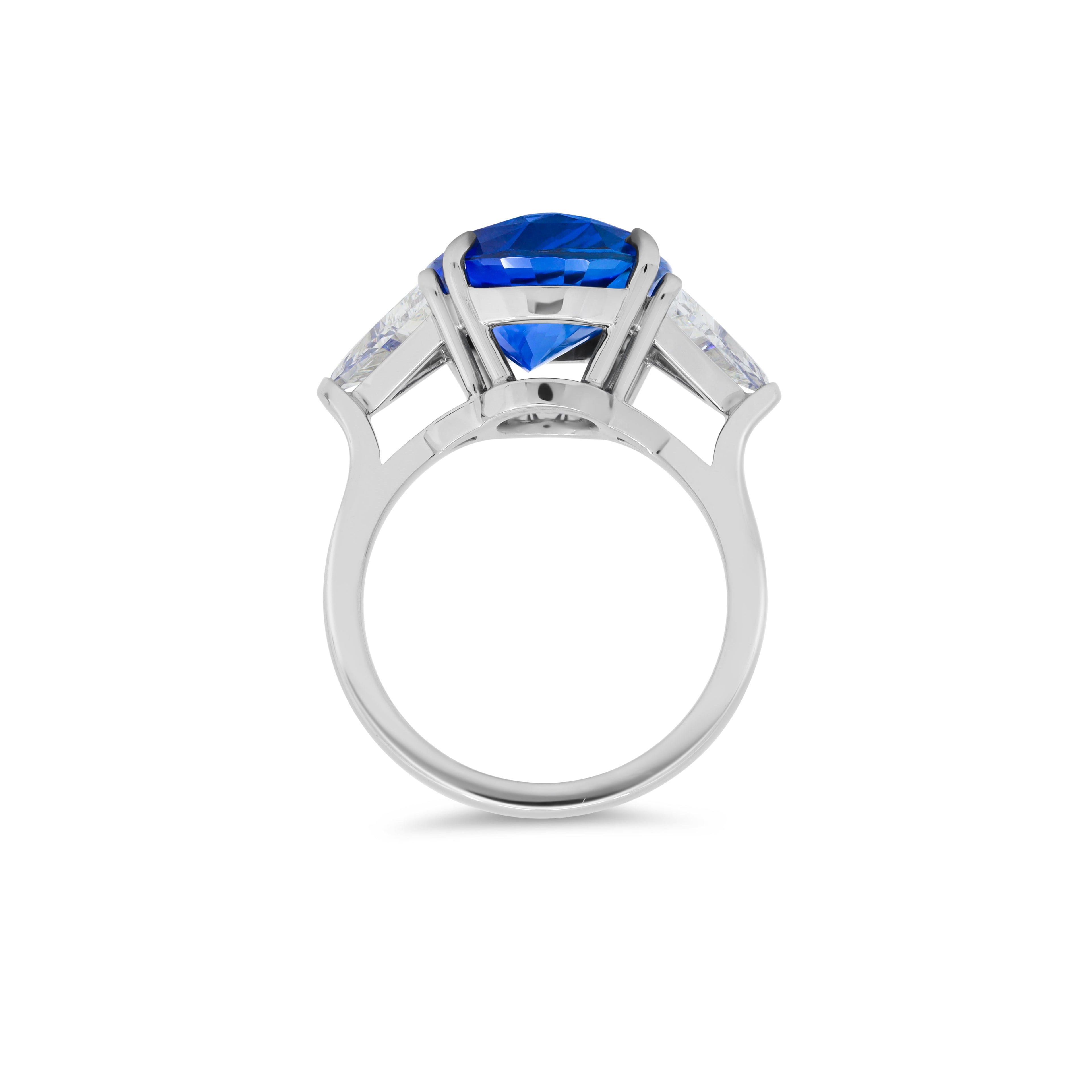 Oval Sapphire Diamond Ring