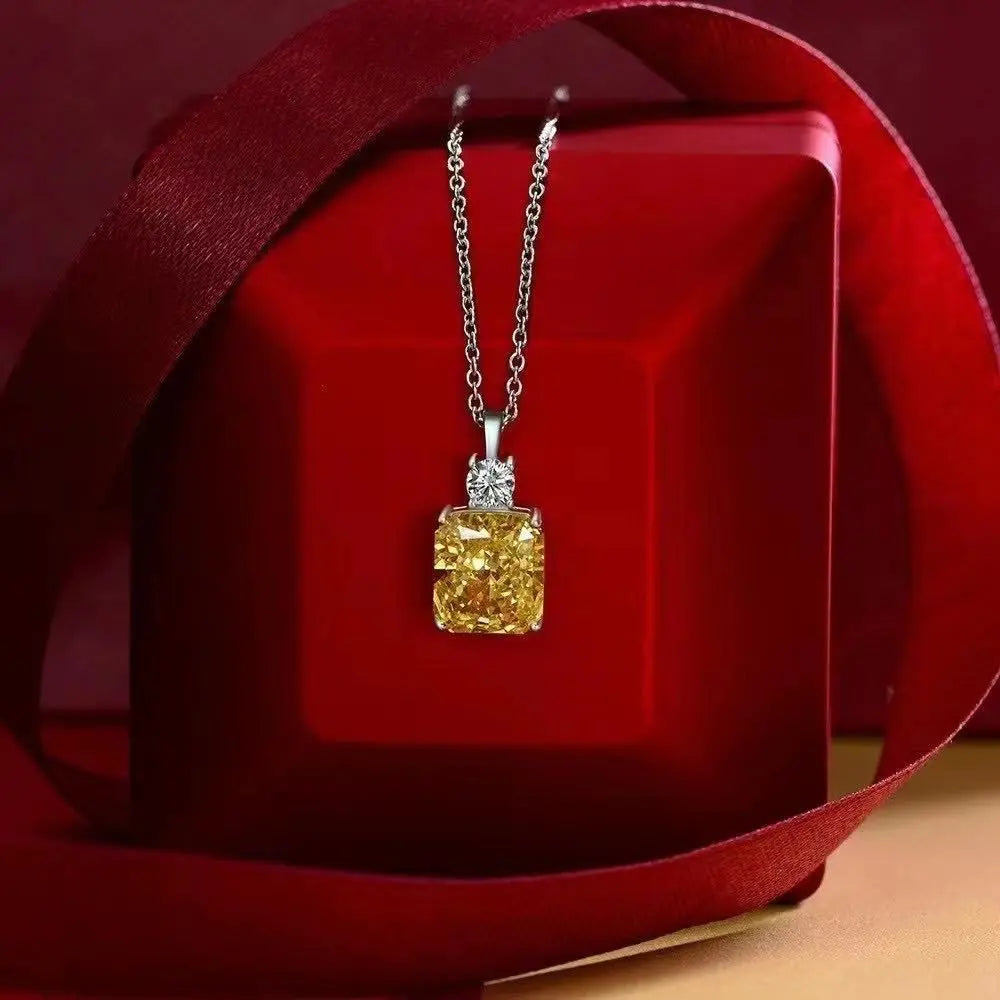 The Elliston Necklace
