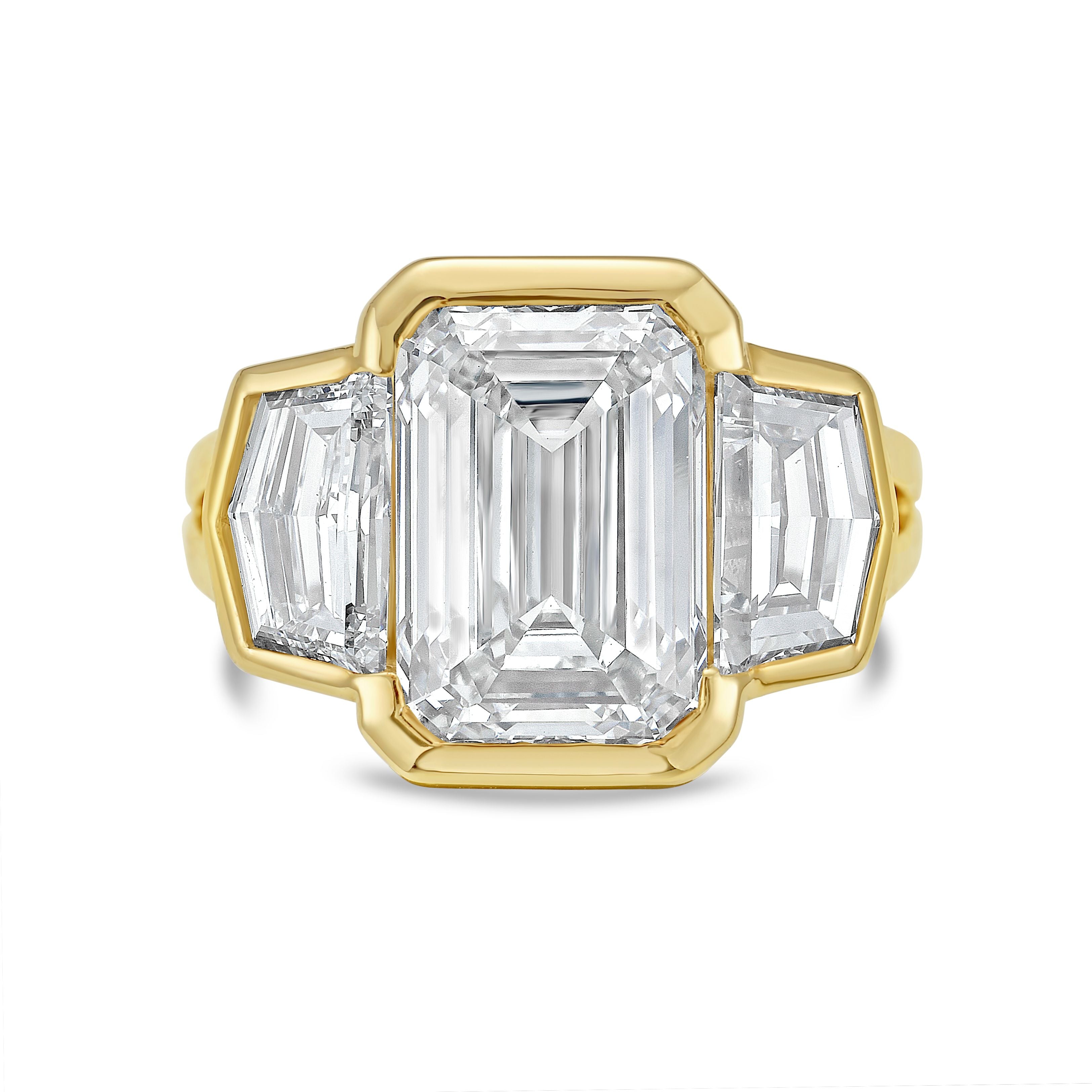 Lab-Grown Emerald Cut Bezel Ring with Cadillac Sides, 18K Gold