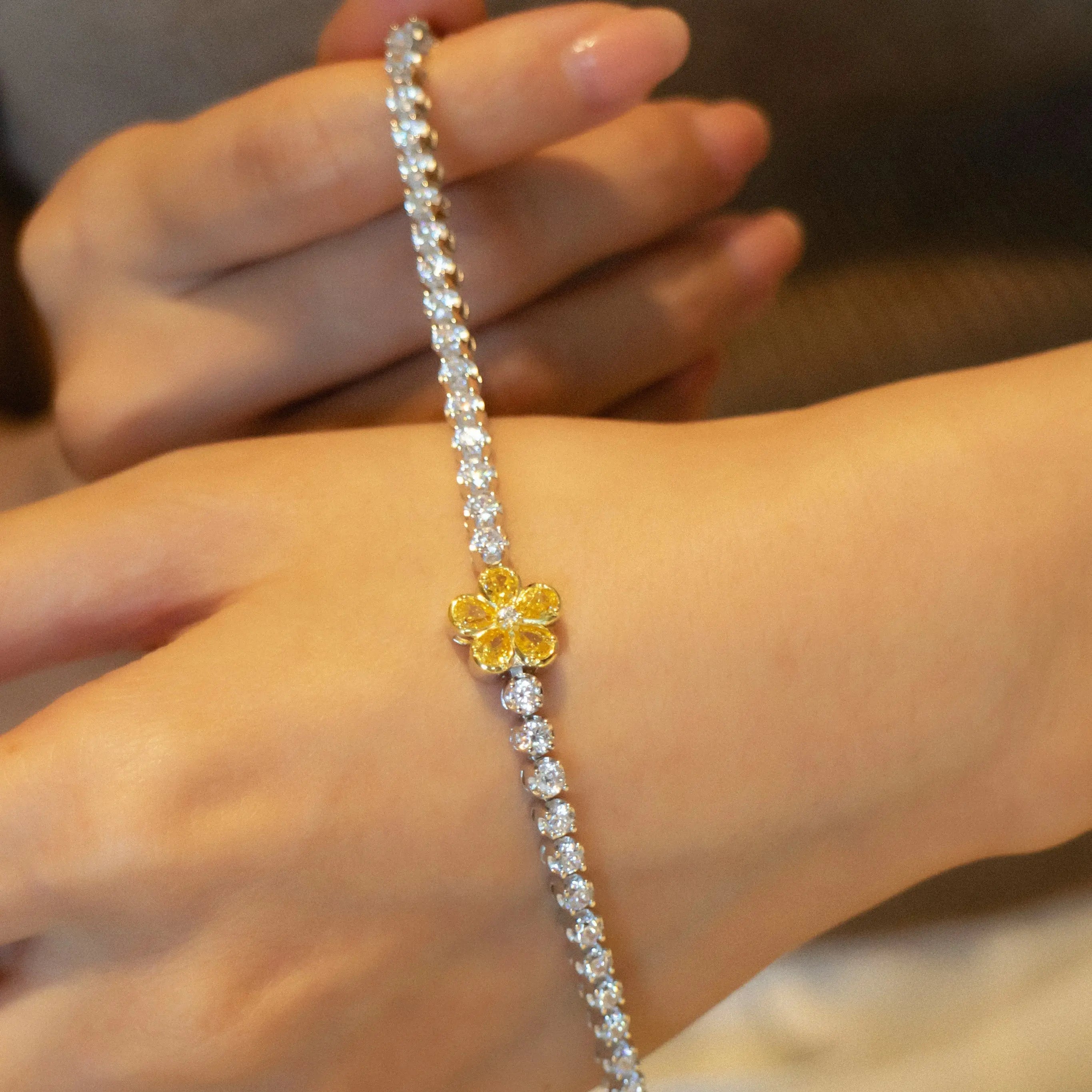 Zahra 8 Carat Bracelet