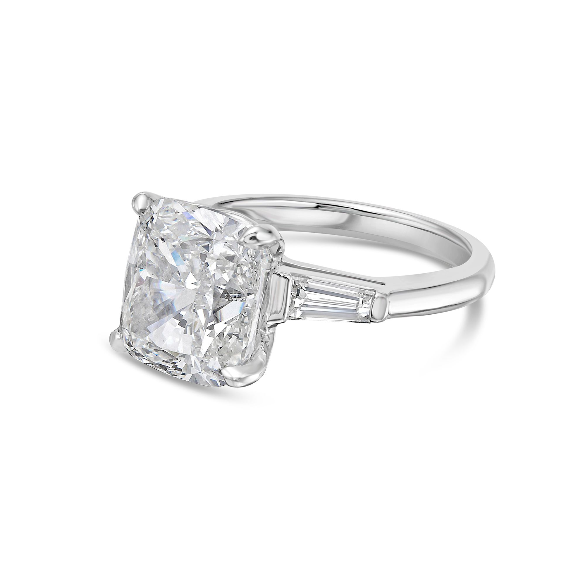 Lab-Grown Cushion Diamond Ring with Baguettes, 18K Gold
