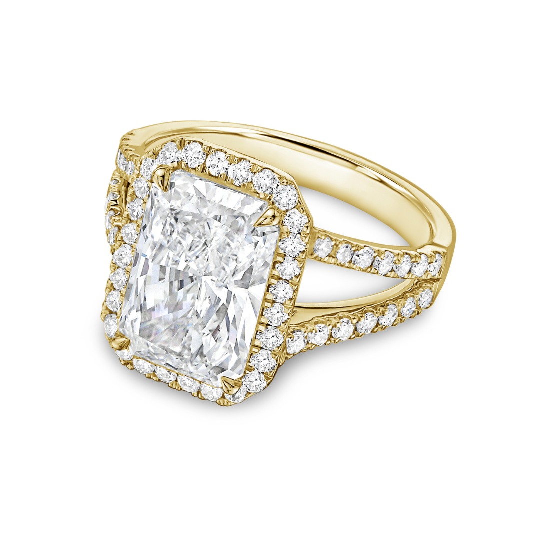 Lab-Grown Radiant Halo Diamond Engagement Ring, 18K Gold