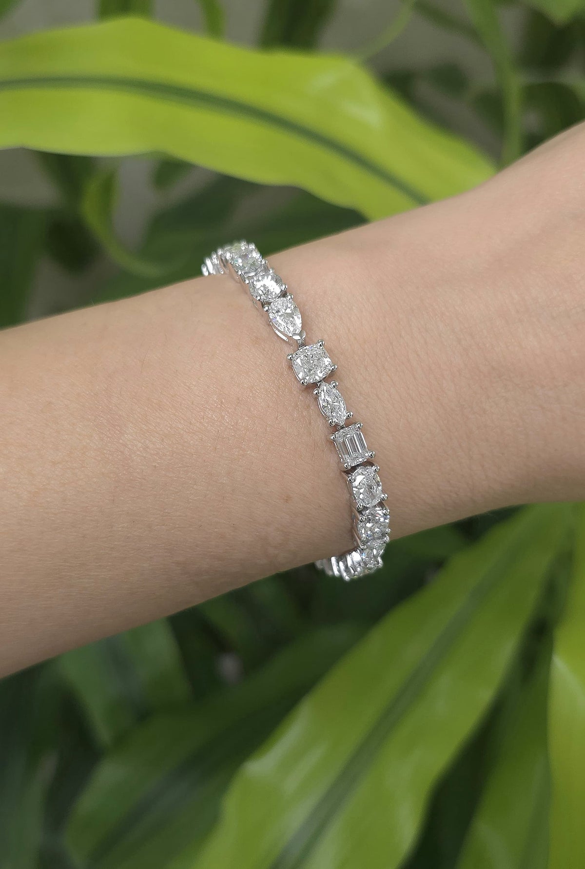 Lab Grown Multi-Cut Diamond Tennis Bracelet