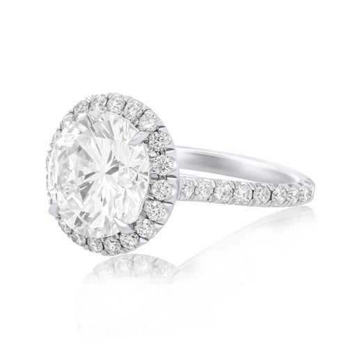 Lab-Grown Round Diamond Pave Halo Ring